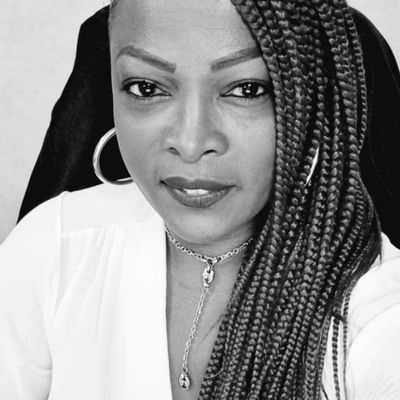 Elza MESINELE