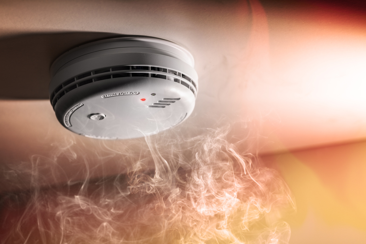 Détecteurs de fumée et gaz : comment sécuriser sa maison, même à